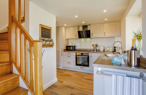 Highbridge Cottage | Knoll Cottage - UK31171