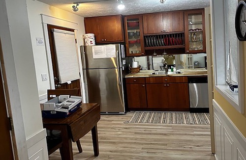 Pentwater Apartment | Knott View in Historic Pentwater