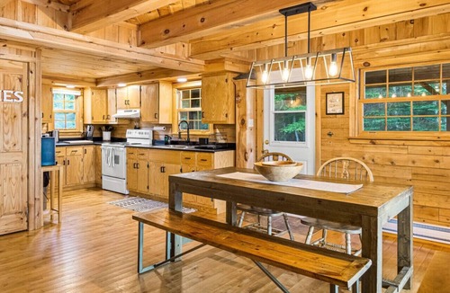 Chelmsford Cabin | Knotty Pines 4 Bedroom with Waterfront Views