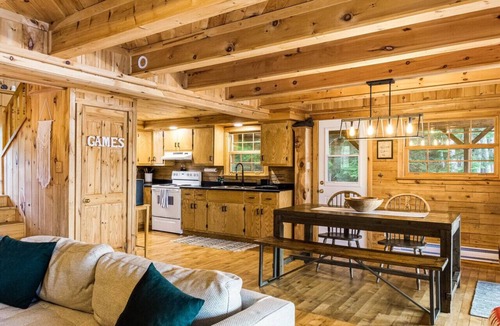 Chelmsford Cabin | Knotty Pines 4 Bedroom with Waterfront Views