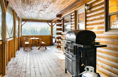 Chelmsford Cabin | Knotty Pines 4 Bedroom with Waterfront Views