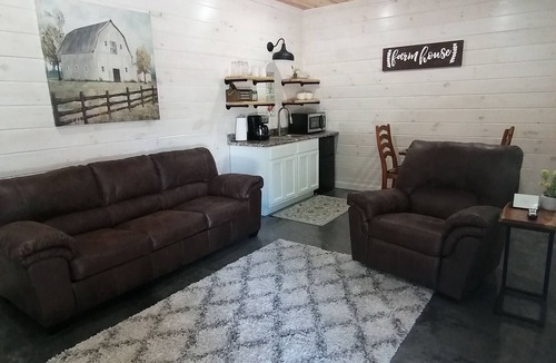 Mountain View Cabin | Knotty Squirrel Unit 6 King Suite with pullout sofa