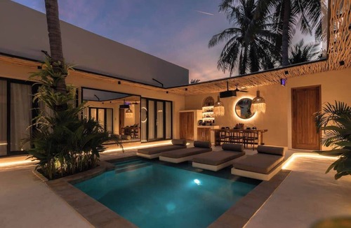 Gili Trawangan House | KOA One Dreamy 4BR Villa w/Pool &Outdoor Cinema