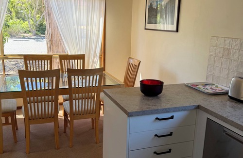 Somers House | Koala Cottage - tranquil, sun-drenched Somers