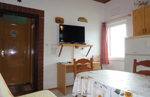 Komiza Apartment | Kod Senke
