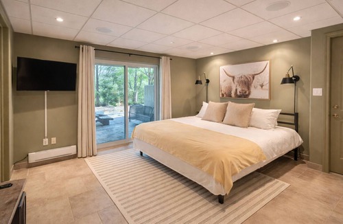 Elora Bed & Breakfast | Kodel Riverside Suite/Downtown Elora