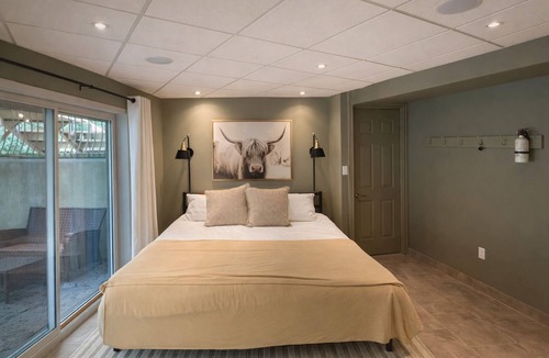 Elora Bed & Breakfast | Kodel Riverside Suite/Downtown Elora
