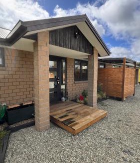 Franklin District House | Kohanga Farmstead