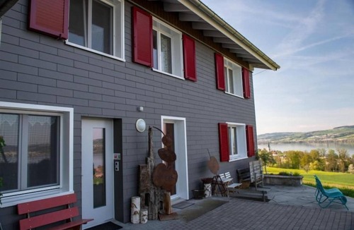 Nottwil Apartment | "Kohlweid" holiday flat with lake and mountain views