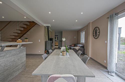 Englesqueville-la-Percee House | Kokana modern holiday home