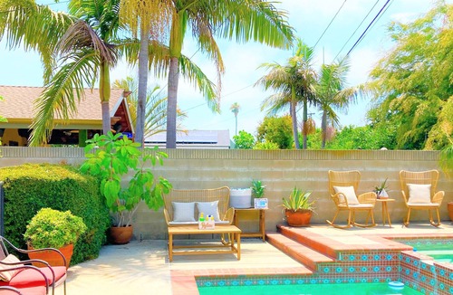 Los Altos House | KokoMo's Beach House with Pool