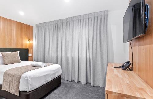 Papatoetoe Hotel | Kolmar Inn