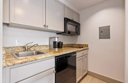 FM 1960 Hotel | Kompose Residences Houston Cy-Fair