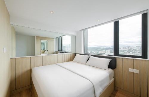 Kampung Kerinchi Hotel | Komune Living