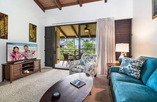 Kailua-Kona Apartment | Kona Makai 2304