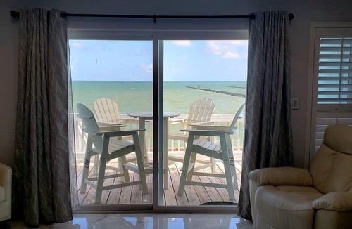 Rockport Condo | KONTIKI BEACHFRONT COASTAL ELEGANCE!
