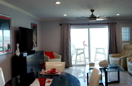 Rockport Condo | KONTIKI BEACHFRONT COASTAL ELEGANCE!