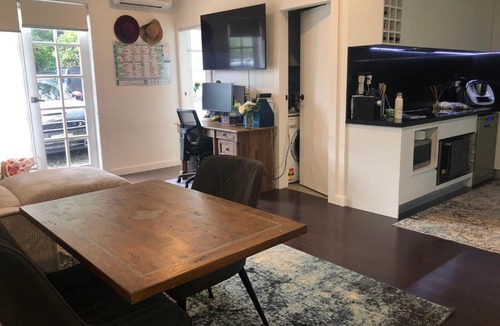 Bowral Villa | Kookaburra Cottage