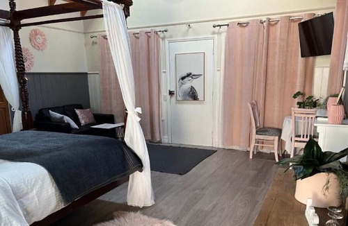 Gembrook Cottage | Kookaburra Cottage Gembrook