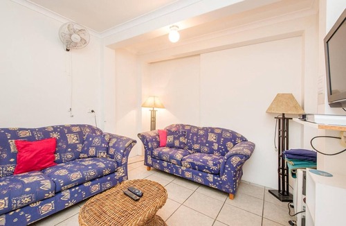 Spring Hill House | Kookaburra Inn