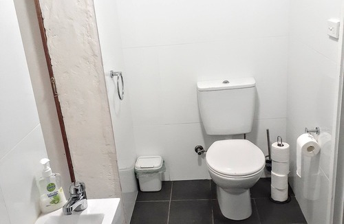 Burleigh Heads Cabin | Kookaburra Lodge