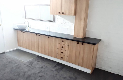 Burleigh Heads Cabin | Kookaburra Lodge