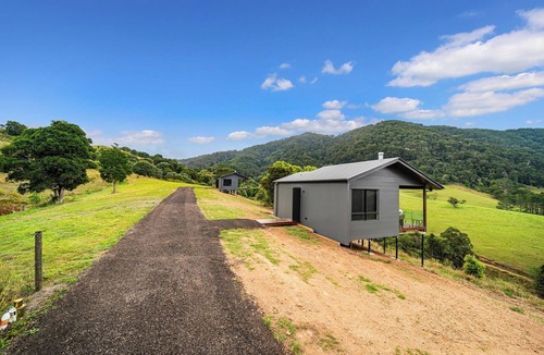 Coolabine Cabin | Kookaburra Studio Cabin. Peaceful and serene location