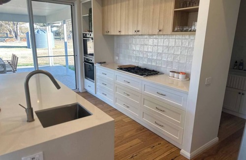 Mansfield House | Kookaburra Views Retreat