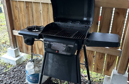 Ainaloa Apartment | Kope Hale 1 Peaceful Rainforest for Coffee Lovers