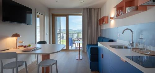 Lezcairu Apartment | Kora Kiliki
