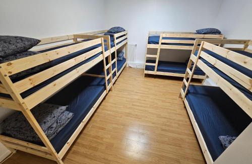 Bagnolet Hostel | Korean Style Minbak C'est la Vie PARIS
