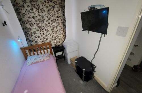 Falconwood and Welling House | Kosy RoomZ