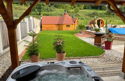Voissant Cabin | Kota COSY avec jaccuzzi inclus et sauna en option