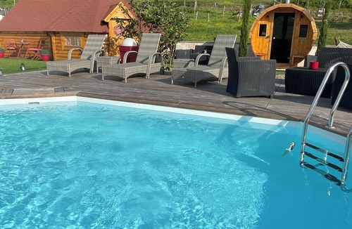 Voissant Cabin | Kota Finnish cody trip with jacuzzi and sauna barrel heated pool
