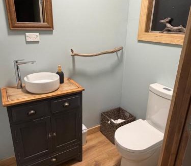 Tataraimaka House | Kotare View- Studio accommodation, Tataraimaka