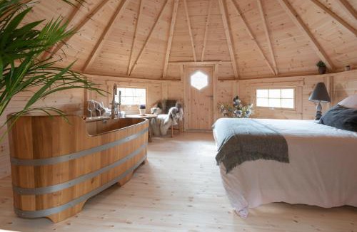 Le Mesnil-Villement Other | kotaventure romantique