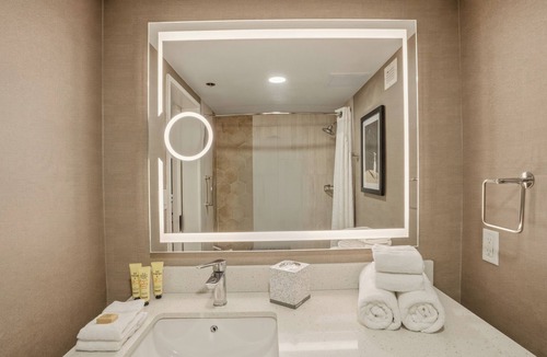 Bedford Hotel | Kozy Hotel Dallas DFW Airport Area West