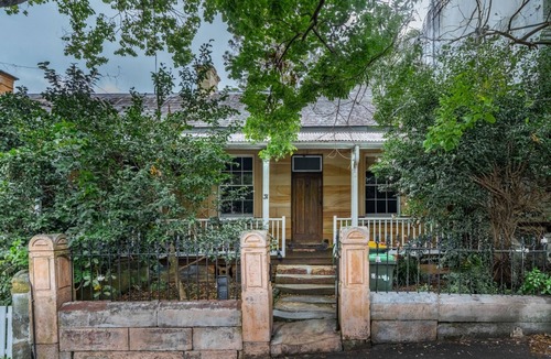 Balmain House | KozyGuru | Balmain | Charming 3 Room cottage
