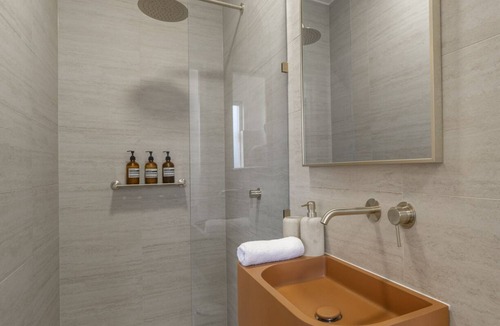 Forestville Apartment | Kozyguru | Forestville