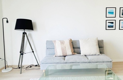 Homebush West Apartment | KozyGuru | Homebush West | 3Bed 2Bath Apt +Parking