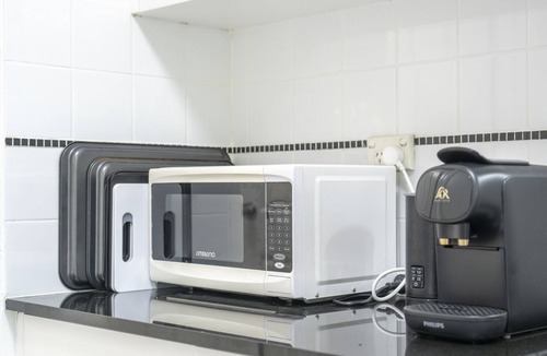 Homebush West Apartment | Kozyguru | Homebush West | 3-Beds Apt With Parking