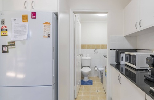 Homebush West Apartment | Kozyguru | Homebush West | 3-Beds Apt With Parking