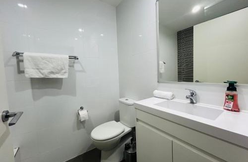 Homebush West Apartment | KozyGuru | Homebush West | 3Bed 2Bath Apt +Parking