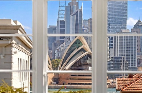 Kirribilli Apartment | KozyGuru | Kirribilli | Opera House View 2 Bed Apt