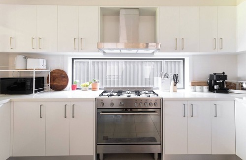 Marsden Park House | KozyGuru | Marsden Park | Charming 5Bed + Backyard