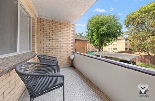 Westmead Apartment | KozyGuru | Westmead | 2Bed Unit + Free Parking