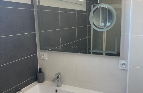 Chilly-Mazarin House | KP Home