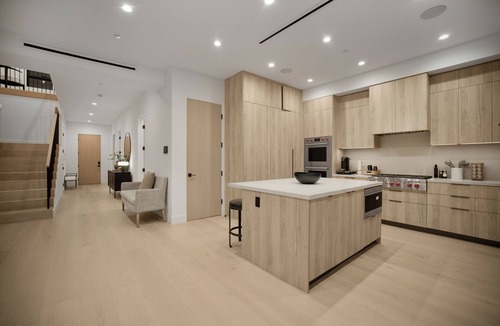 North Hollywood House | Kraft Villa - Luxury Living Redefined w/Pool