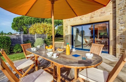 La Trinite-sur-Mer House | Kreiz An Avel by Interhome