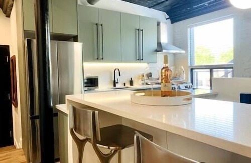 Charlevoix Apartment | Kroger Lofts | Unit C | Rooftop Pool & Deck